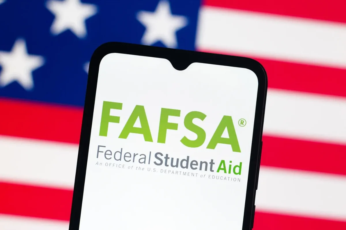 FAFSA Application 2027-28 Opens Early: Check FAFSA Deadline And Scholarship